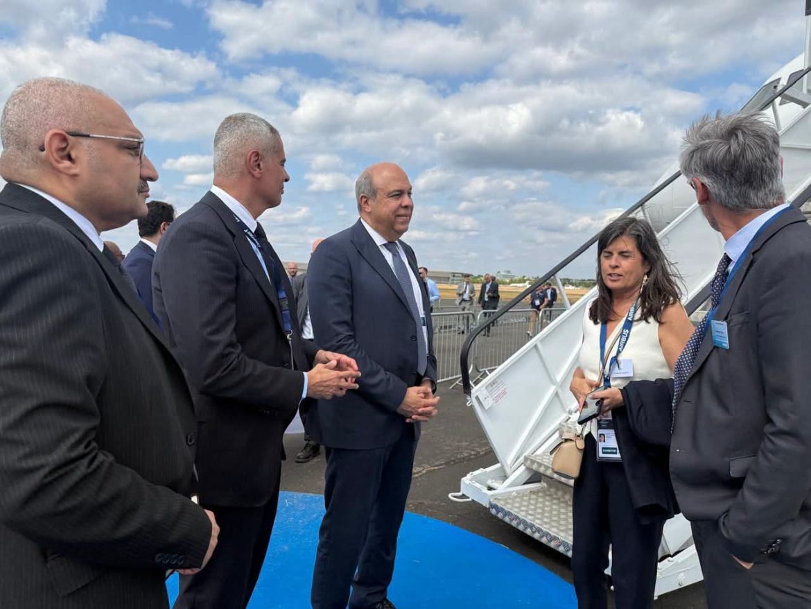 الطيران المدني وإيرباص يبحثان مستجدات برنامج تسليم طائرات A350