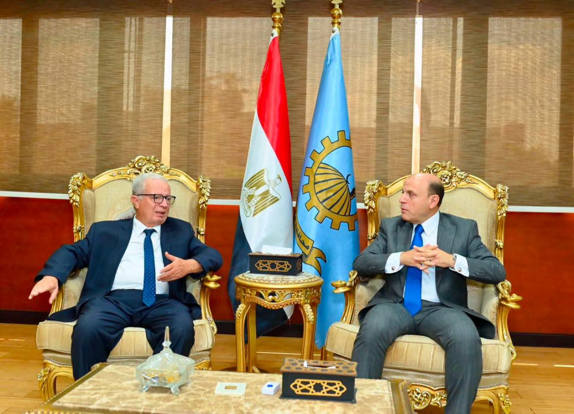 نائب رئيس الوزراء يبدأ زيارة الغربية بدعم الصناعة والاستثمار
