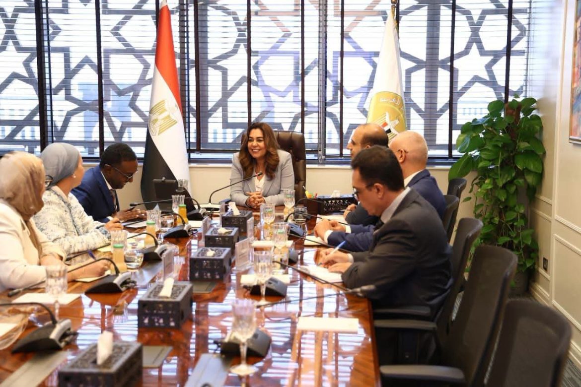 وزارة البيئة تضغط لتسريع تنفيذ مشروع المخلفات بدعم البنك الدولي