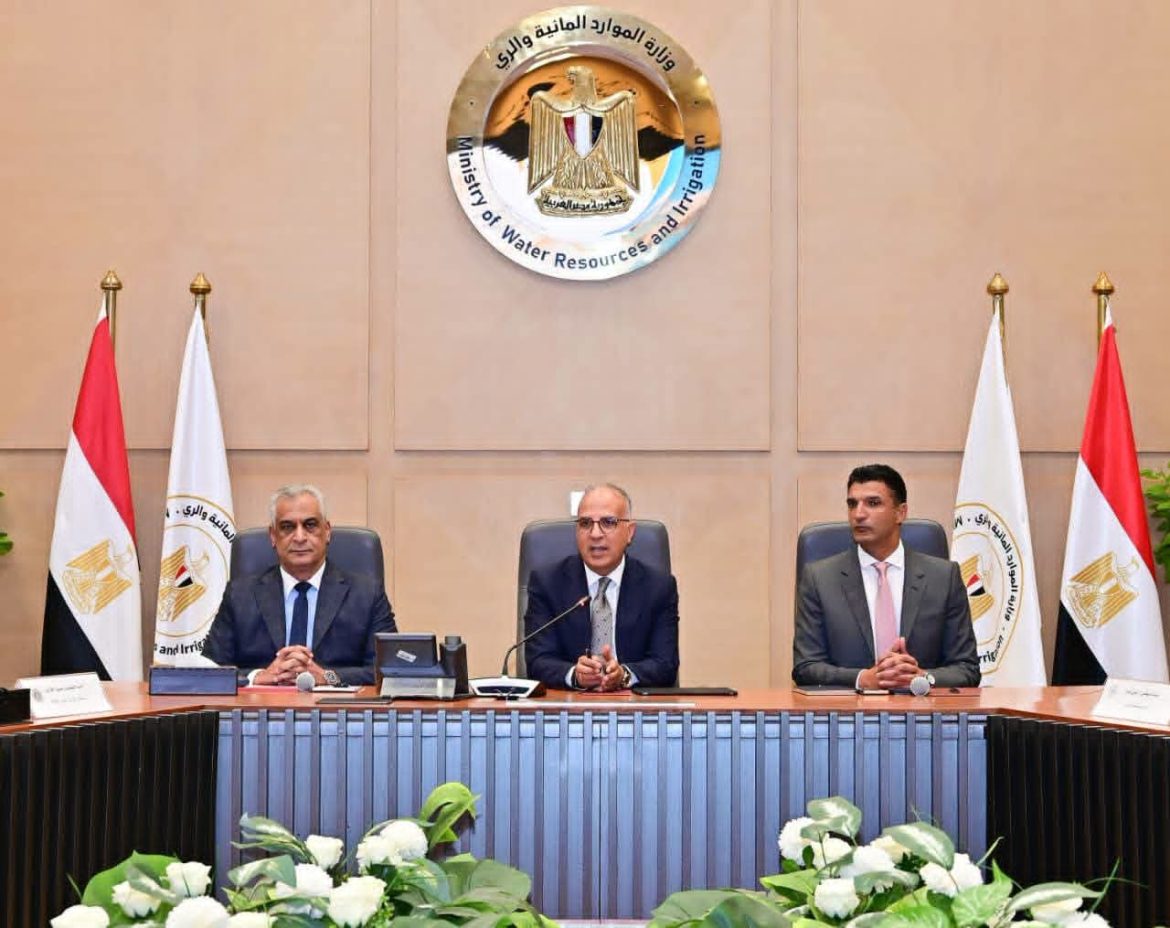 الحكومة تضع معايير جديدة لاستخدام المياه في المشروعات الصناعية