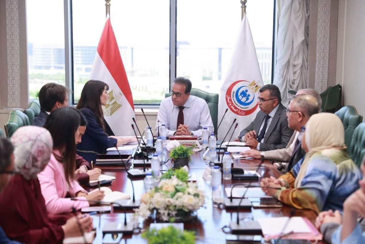 وزير الصحة يتابع تنفيذ مستشفى هليوبوليس الجديد مع مستثمر إيطالي