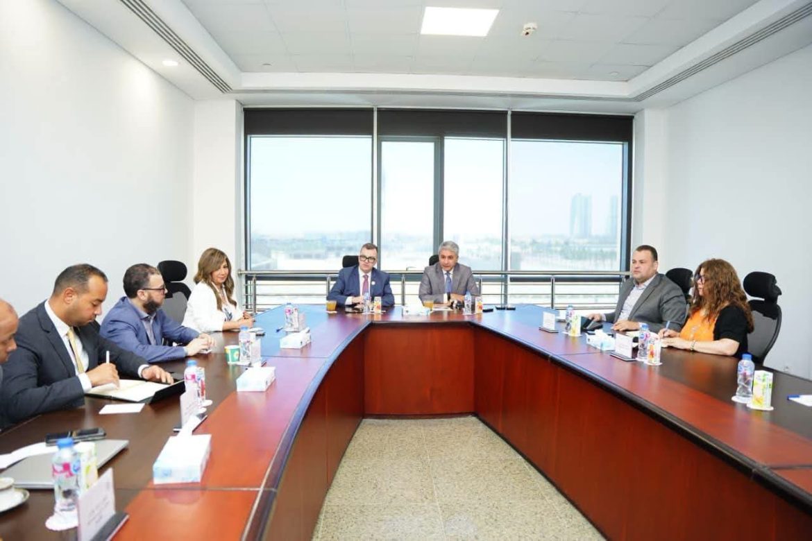 وزيرا التخطيط والسياحة يجتمعان لقياس عوائد السياحة بشكل أشمل