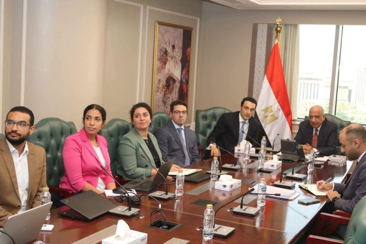 وزارة الكهرباء تكشف خطة التوسع في الطاقة المتجددة حتى 2028
