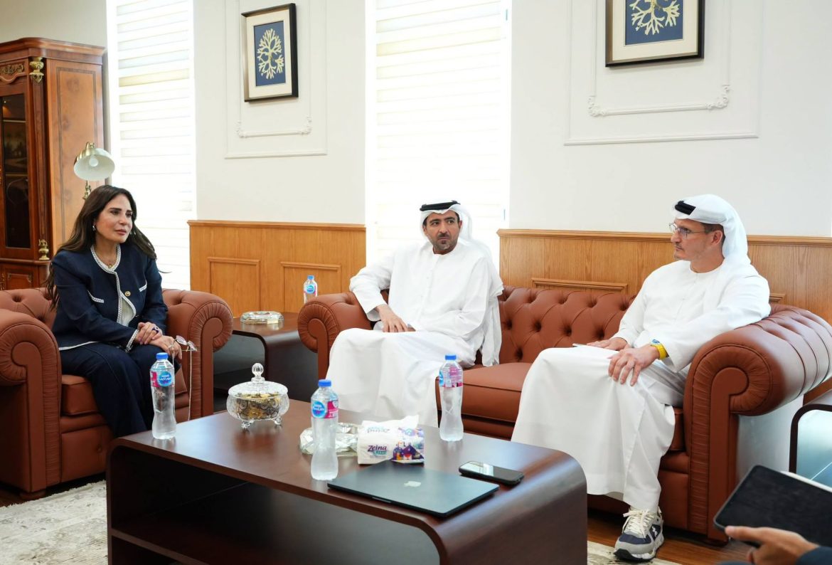 وزيرة الإسكان تبحث مع «مدن» مستجدات رأس الحكمة