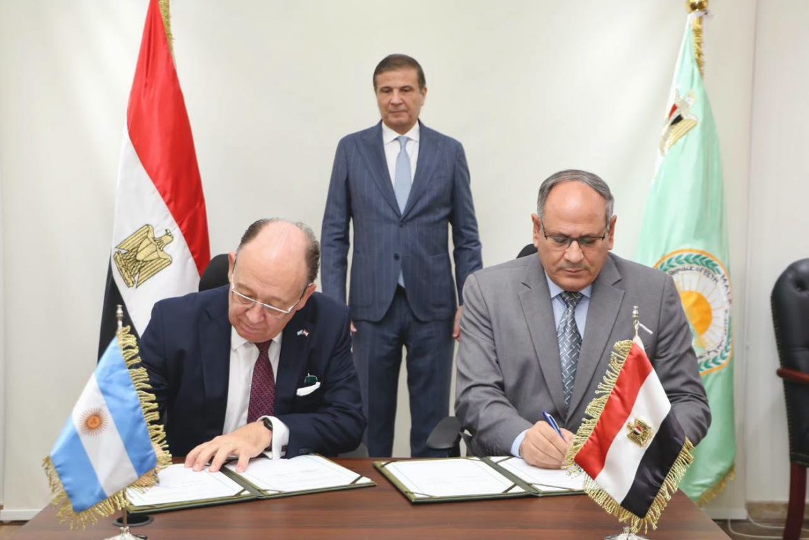 وزارة الزراعة: اتفاق جديد بين مصر والأرجنتين لتعزيز الأمن الغذائي