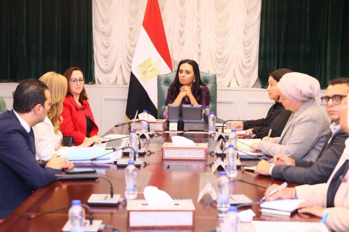 وزارة التضامن تبحث رفع جودة خدمات الحضانات بالتعاون مع «فيوتيورا»