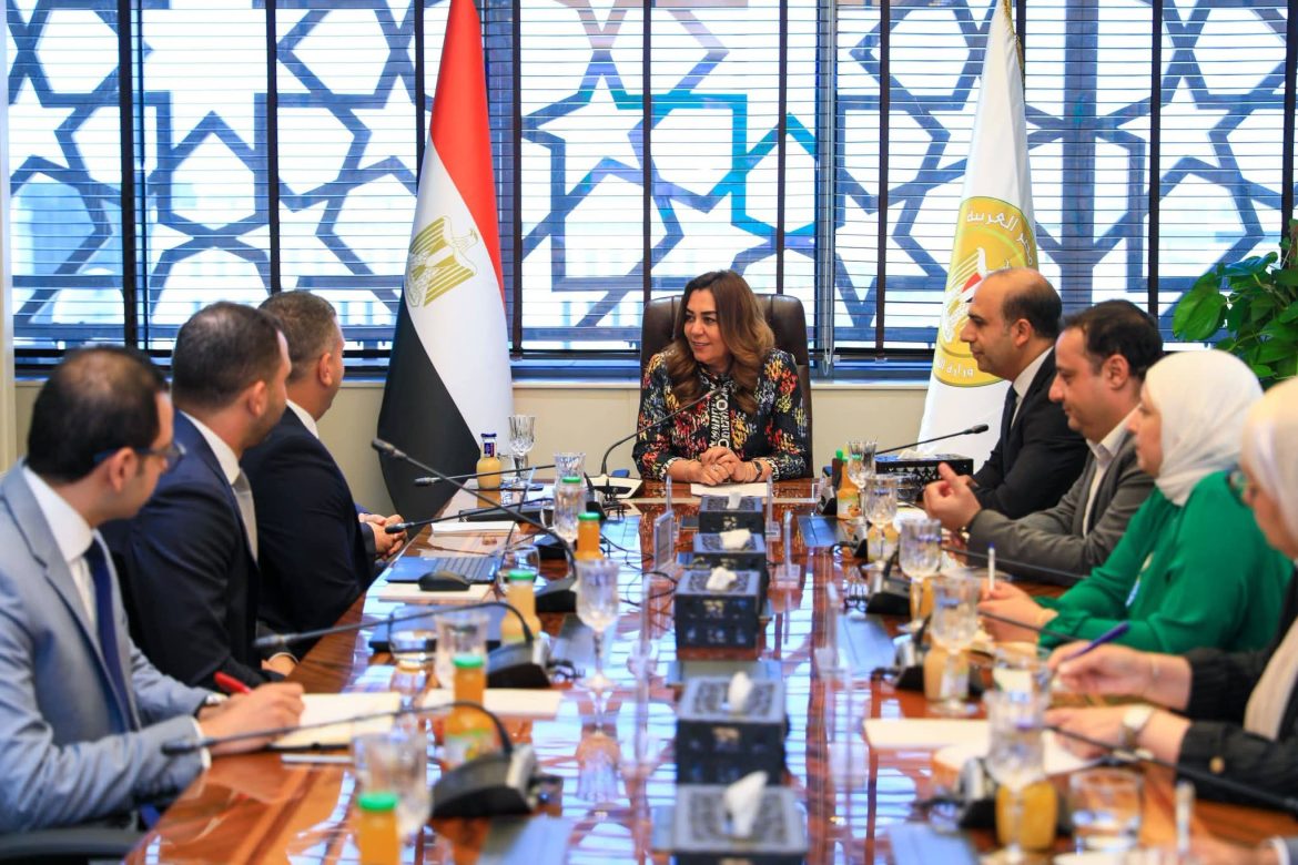 وزيرة التنمية المحلية: حلول رقمية لتتبع المخلفات وإعادة تدويرها
