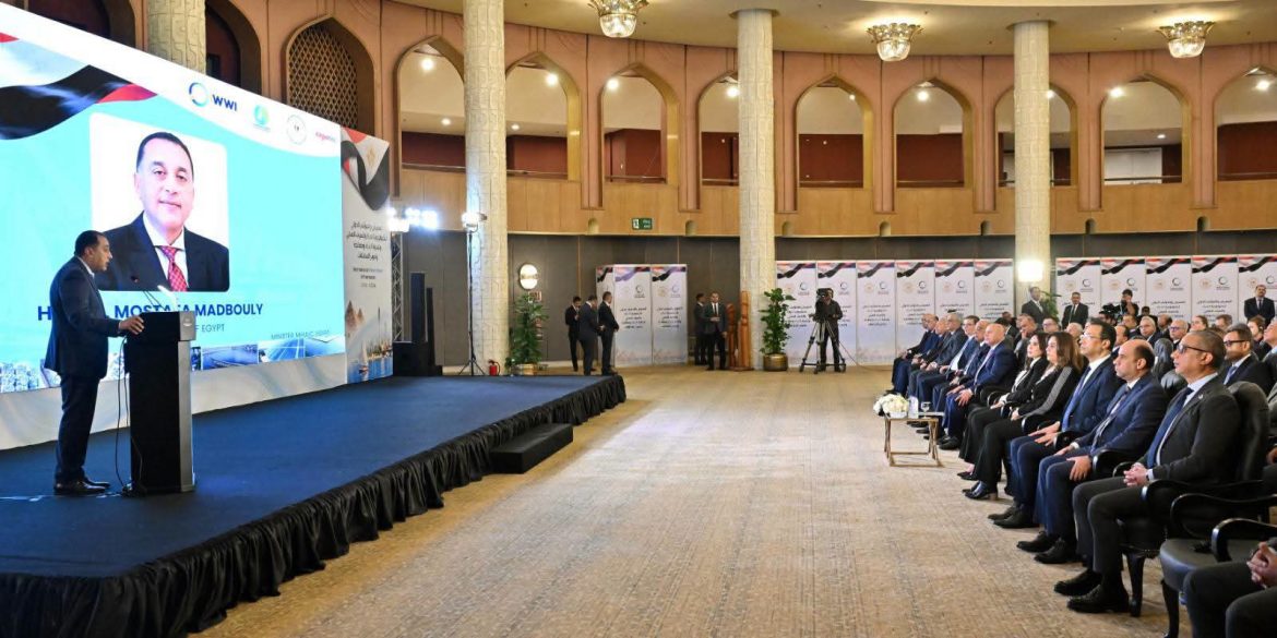 رئيس الوزراء: 635 مليار جنيه استثمارات في قطاع المياه والصرف الصحي خلال 12 عامًا