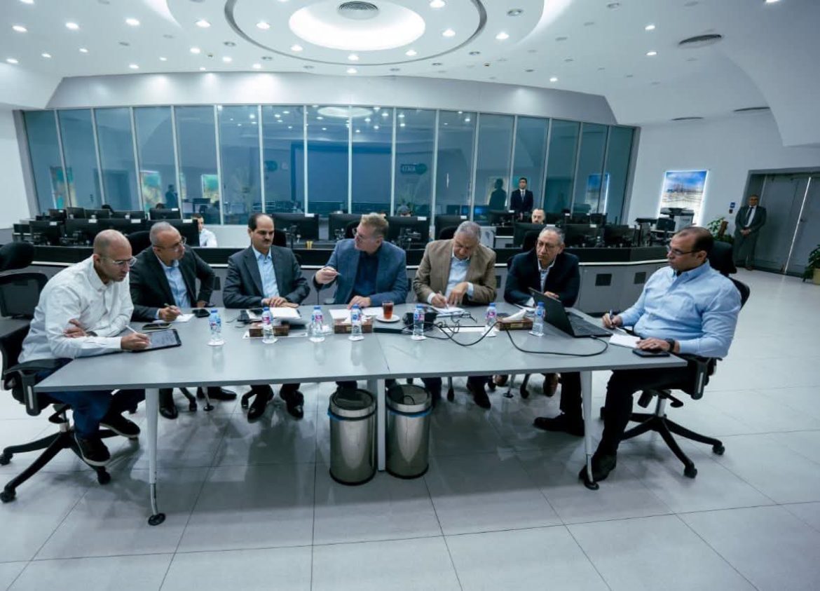 وزير البترول يتفقد شبكة الغاز القومية لمواجهة تحديات الطاقة